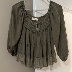 Lucky Brand cropped army green baby doll top